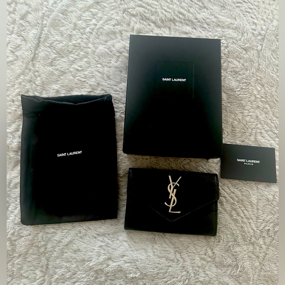 YSL MATELLASSE WALLET